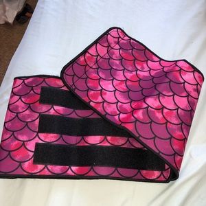 Mermaid waist slimmer belt. NEW